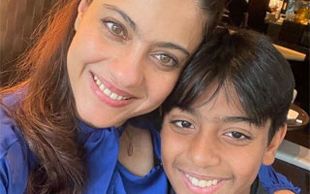 यहां उनके 13वें जन्मदिन पर अपने बेटे युग के साथ अजय देवगन और काजोल के कुछ मनमोहक पल हैं