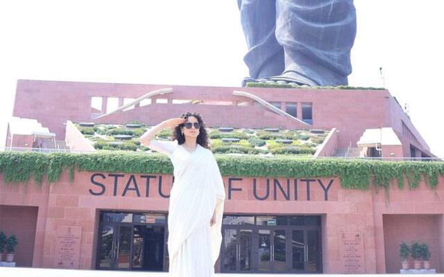 कंगना रनौत ने स्टैच्यू ऑफ यूनिटी का दौरा किया, भारत के लौह पुरुष सरदार वल्लभभाई पटेल को श्रद्धांजलि दी तेजस के प्रमोशन के लिए कंगना रनौत ने स्टैच्यू ऑफ यूनिटी का दौरा किया और सरदार वल्लभभाई पटेल को श्रद्धांजलि दी