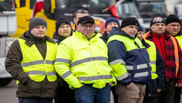 Polscy kierowcy ciężarówek w ramach protestu blokują ukraińskie punkty graniczne