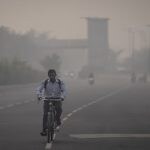 Delhi AQI improves slightly, pollution drops from 'severe' to 'very poor' category