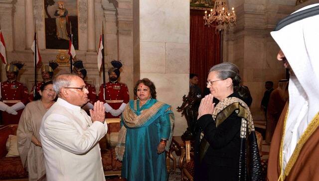 Pranab Mukherjee sonia gandhi