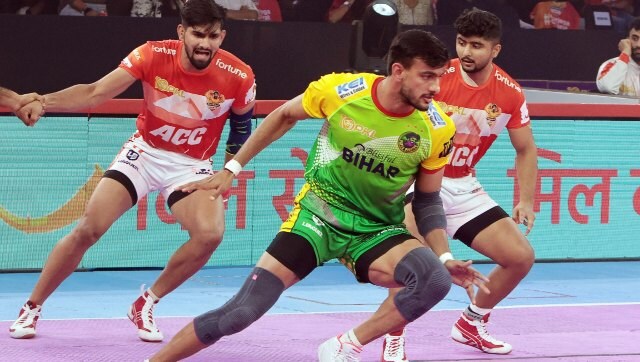 Pkl Patna Pirates End Gujarat Giants Winning Streak