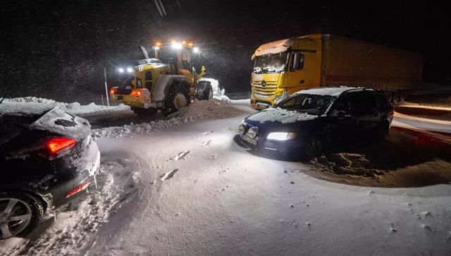 Un froid extrême s'abat sur les pays nordiques, laissant des milliers de personnes sans électricité ;  De nouvelles inondations se sont produites en Allemagne, en France et aux Pays-Bas