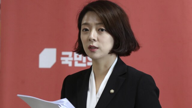 South Korea: 14-yr-old boy suspect of attacking lawmaker with a brick