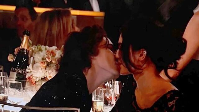 Golden Globes 2024 Timothée Chalamet And Kylie Jenner Share A Kiss Video From The Ceremony 1723