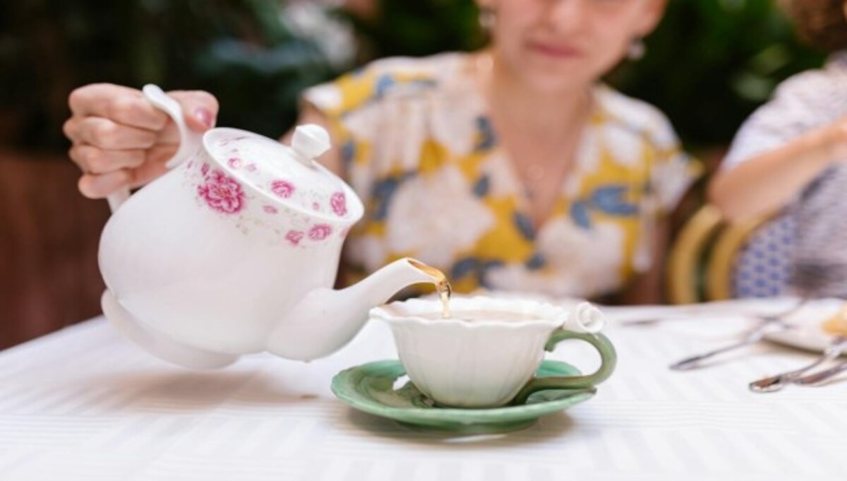 What Is 'Tea Scum' — And How Can You Avoid It?