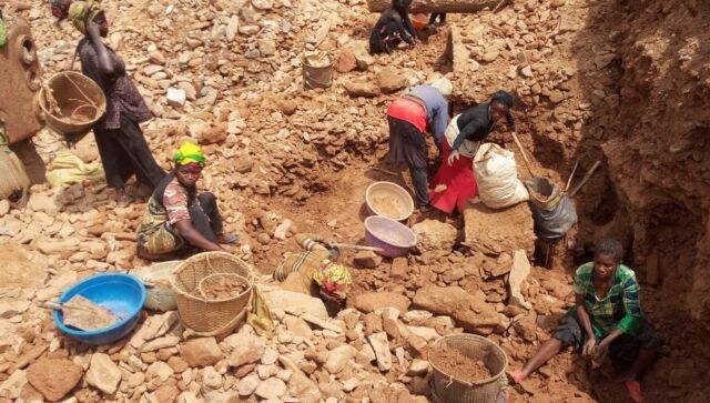 Eastern Congo: Rebels attack a gold mine, kill at least 12 people Eastern Congo: Rebels attack a gold mine, kill at least 12 people