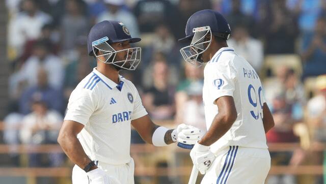 IND 400/7; Dhruv Jurel dropped on 32 by Ollie Pope after lunch
