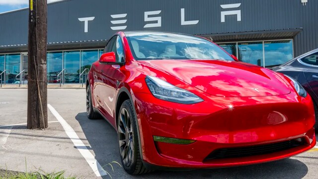 Tesla soon in India, government close to finalising concession on import duties for EVs Tesla soon in India, government close to finalising concession on import duties for EVs