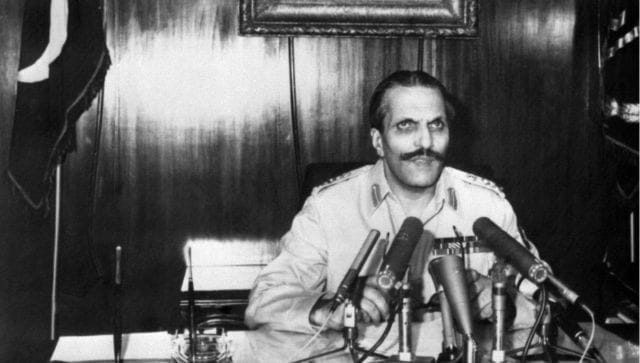 Pakistanese Chief of Army staff General Muhammad Zia-Ul-Haq