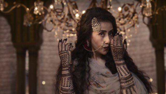From Manisha Koirala to Sonakshi Sinha meet the stars of Sanjay Leela Bhansali and Netflixs Heeramandi
