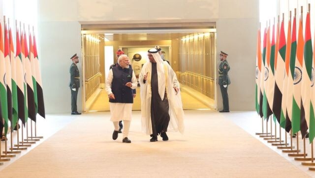 Modi in UAE: Indian PM lands in Abu Dhabi, accorded Guard of Honour Modi in UAE: Indian PM lands in Abu Dhabi, accorded Guard of Honour
