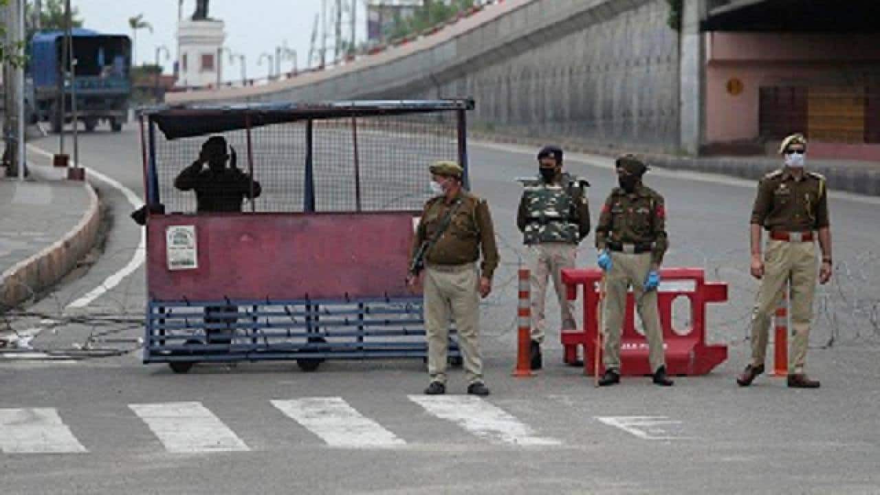 UP imposes weekend curfew across state, bans non-essential activities in districts with over 500 COVID-19 cases
