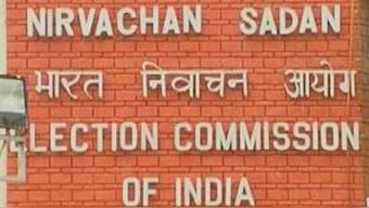 'Modiji ki sena' row: Congress questions EC letting Yogi Adityanath off lightly, says poll body wrote him love letter