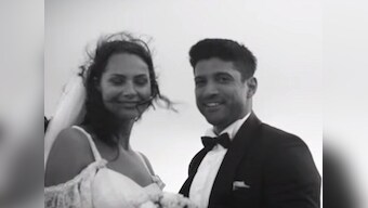 Farhan Akhtar's debut single Jaane Yeh Kyun Kiya is a nostalgic rumination on lost love
