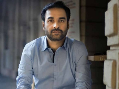 Pankaj Tripathi joins Janhvi Kapoor in yet-untitled biopic on first female IAF pilot Gunjan Saxena Pankaj Tripathi joins Janhvi Kapoor in yet-untitled biopic on first female IAF pilot Gunjan Saxena