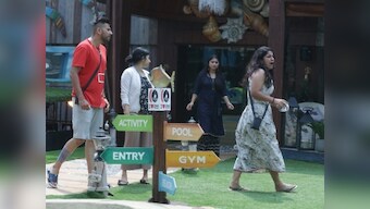 Bigg Boss 12, 19 October, Day 33 written updates: Surbhi accused of smoking in bathroom by housemates