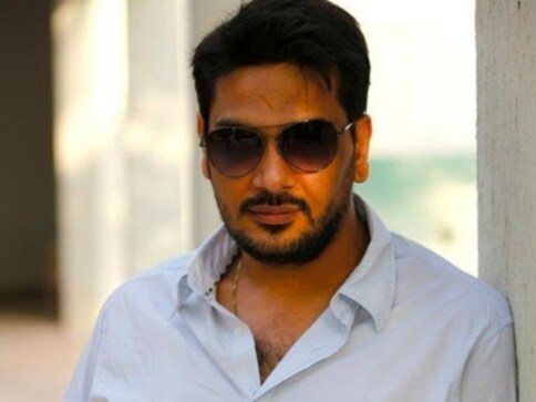 Fox Star Hindi suspends director Mukesh Chhabra from Kizie Aur Manny over sexual harassment claims Fox Star Hindi suspends director Mukesh Chhabra from Kizie Aur Manny over sexual harassment claims