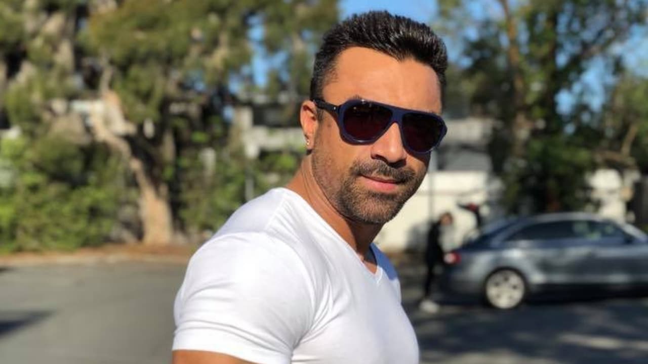 Ajaz Khan, former Bigg Boss contestant, nabbed in Mumbai for possession of banned drugs
