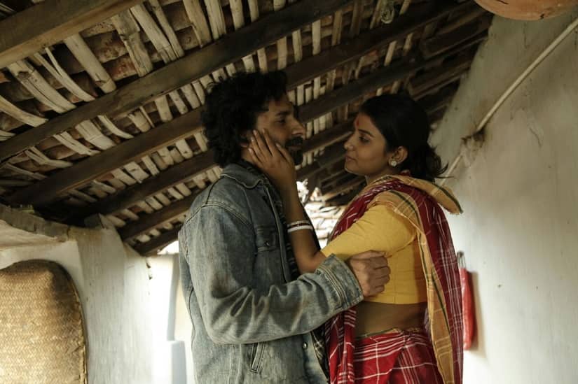 Chandan Roy Sanyal and Parno Mittra in The Flight.