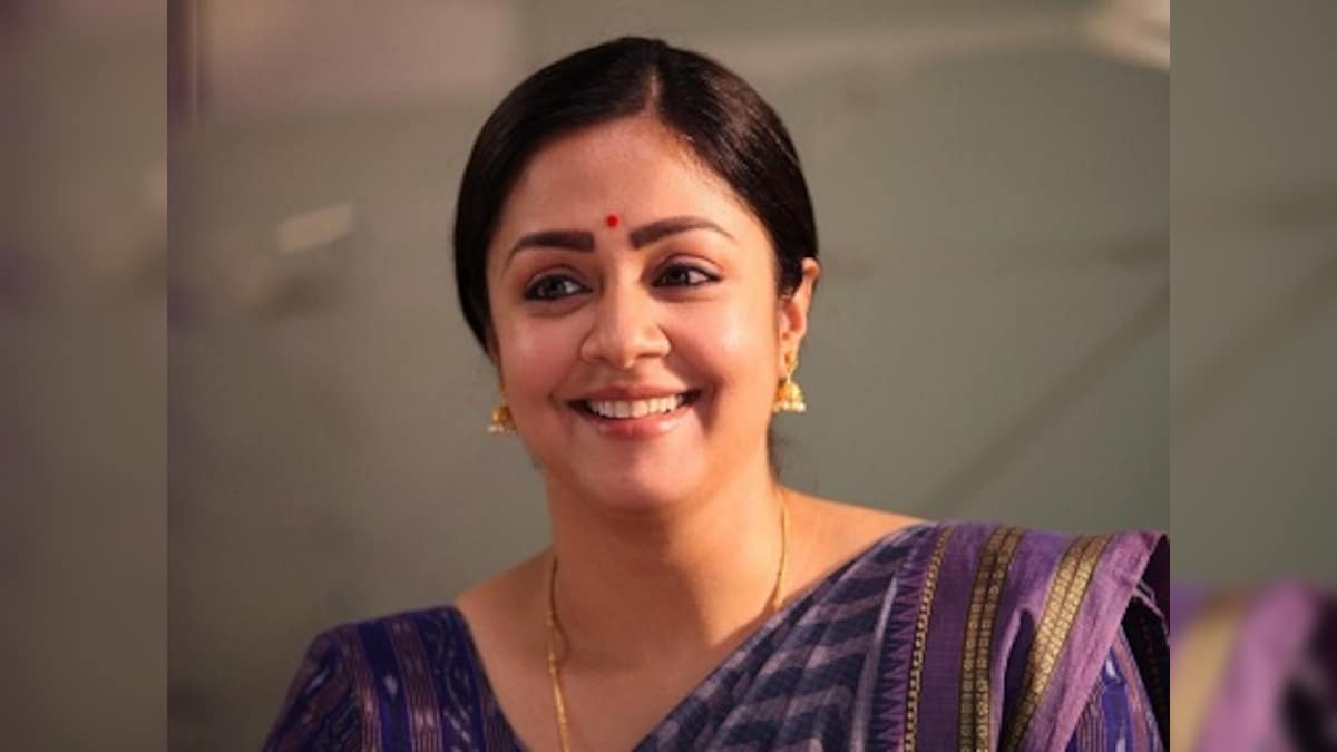 Kaatrin Mozhi trailer: Jyotika looks promising in Tamil remake of Vidya Balan's Tumhari Sulu