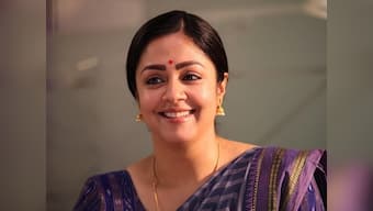 Kaatrin Mozhi movie review: Jyothika plays a difficult role with ease in Radha Mohan's Tumhari Sulu remake
