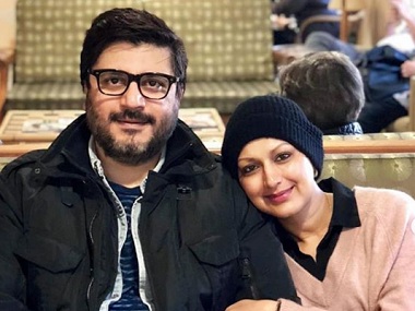 Sonali Bendre on sharing her cancer struggle through social media: I absolutely did not want any pity or sympathy Sonali Bendre on sharing her cancer struggle through social media: I absolutely did not want any pity or sympathy