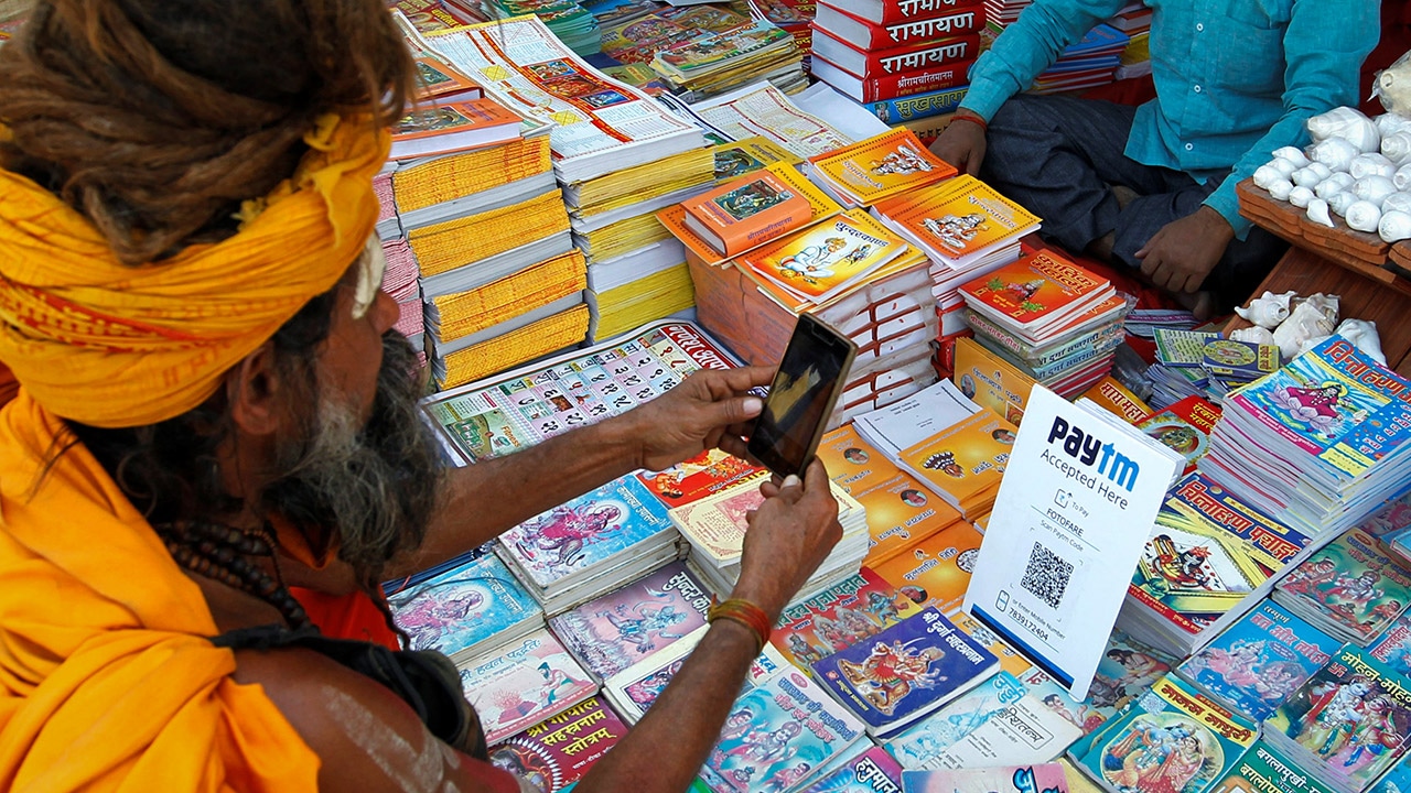 Paytm-sadhu-India-mobile-wallet-Reuters-720
