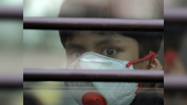 Delhi air quality slips to 'very poor' day after recording 'unusual improvement'; agencies attribute it to decline in wind speed