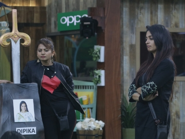 Bigg Boss 12, 29 November, Day 74 written updates: Contestants fail to complete captaincy task Bigg Boss 12, 29 November, Day 74 written updates: Contestants fail to complete captaincy task
