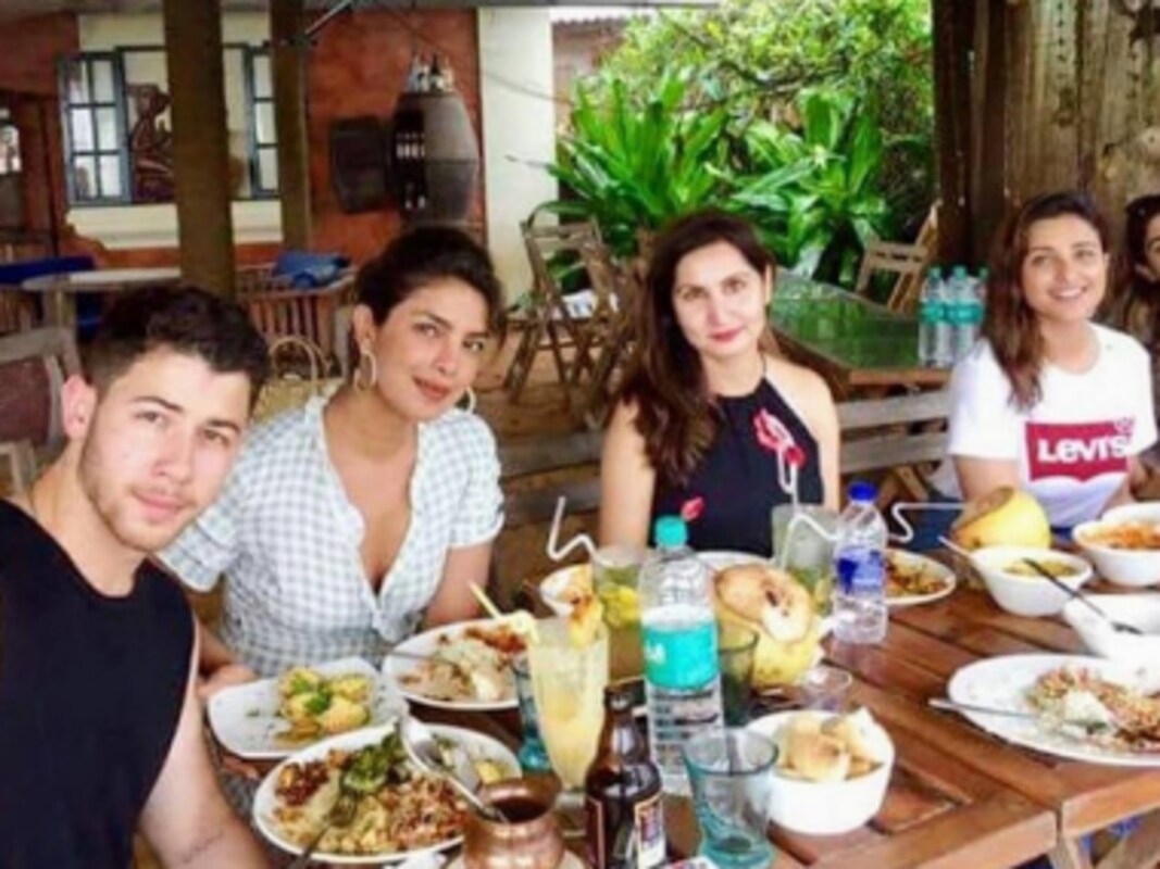 Parineeti Chopra Says Nick Jonas Presented Her A Madly Generous Gift For Joota Churai Ceremony Entertainment News Firstpost See more of joota on facebook. parineeti chopra says nick jonas