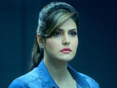 Zareen Khan meets with accident in Goa; scooterist dies after collision with actress' car Zareen Khan meets with accident in Goa; scooterist dies after collision with actress' car