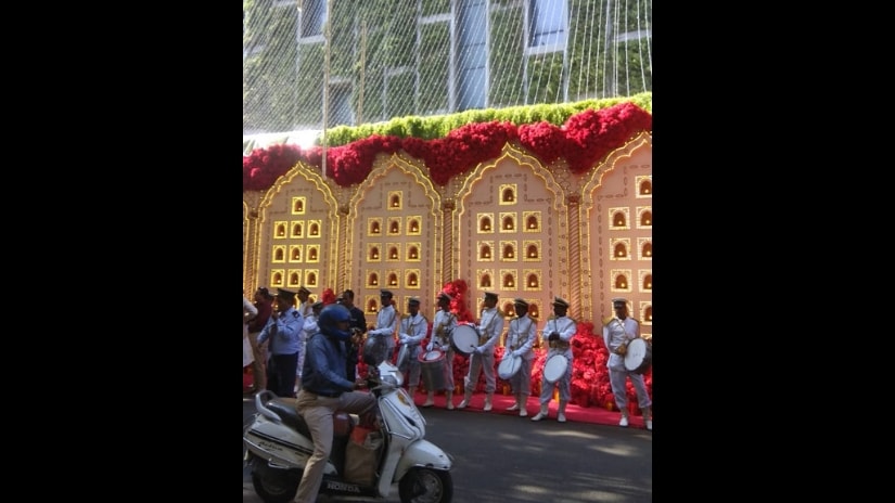 The wedding band stationed outside Antilla. Sachin Gokhale