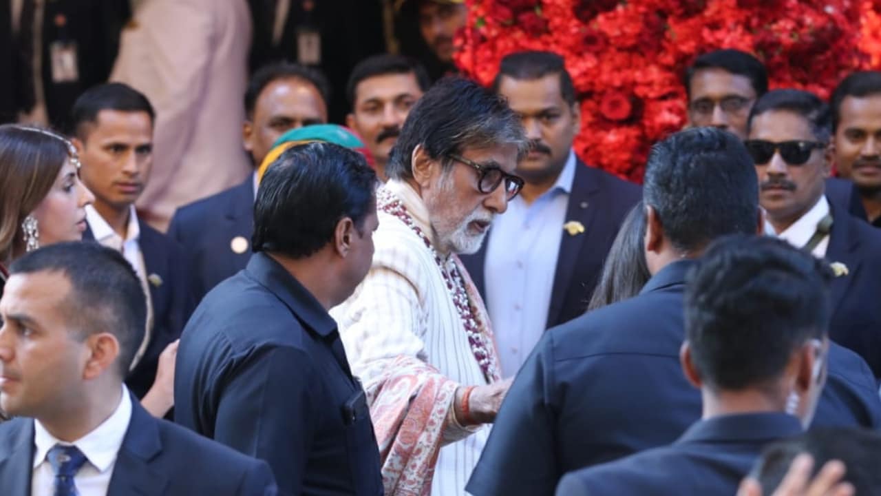Amitabh Bachchan spotted at Isha Ambani and Anand Piramal's wedding. Firstpost/Sachin Gokhale