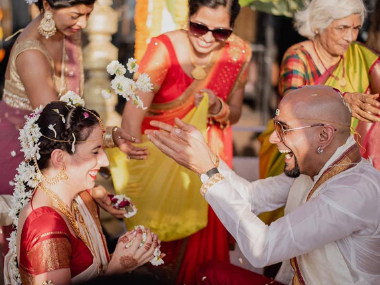 Raghu Ram, MTV Roadies creator, marries fiancé Natalie Di Luccio; Rannvijay Singha attends beach wedding Raghu Ram, MTV Roadies creator, marries fiancé Natalie Di Luccio; Rannvijay Singha attends beach wedding