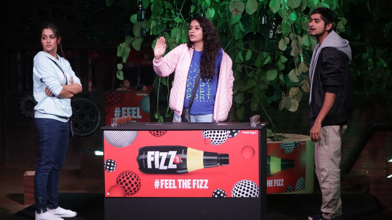 Bigg Boss housemates during Apply Fizz challenge