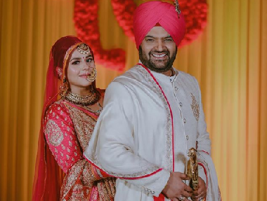 Kapil Sharma posts picture with wife Ginni Chatrath from their Anand Karaj ceremony on 13 December Kapil Sharma posts picture with wife Ginni Chatrath from their Anand Karaj ceremony on 13 December