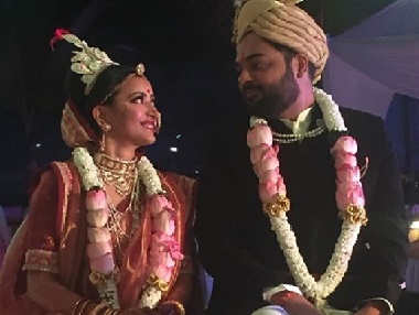 Makdee actress Shweta Basu Prasad marries longtime boyfriend Rohit Mittal in Pune Makdee actress Shweta Basu Prasad marries longtime boyfriend Rohit Mittal in Pune