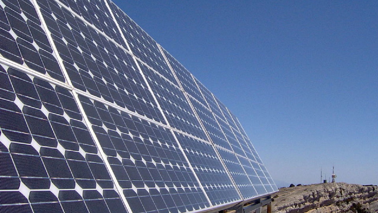 India's renewable energy sector might fail to meet its 175 GW target by 2022: CSE report India's renewable energy sector might fail to meet its 175 GW target by 2022: CSE report