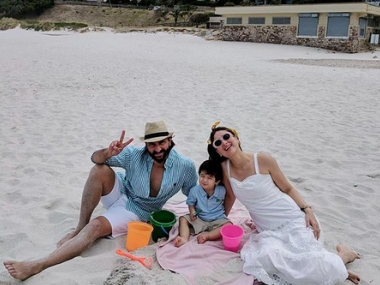 Saif Ali Khan, Kareena Kapoor celebrate son Taimur's second birthday in South Africa Firstpost Saif Ali Khan, Kareena Kapoor celebrate son Taimur's second birthday in South Africa Firstpost