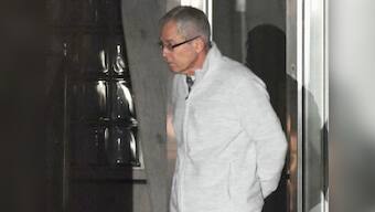 Nissan director Greg Kelly examined at Japanese hospital after securing bail; says his innocence will be revealed in trial