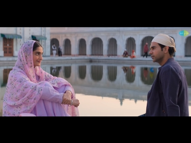 Ek Ladki Ko Dekha Toh Aisa Laga title track is a soulful recreation with Punjabi lyrics peppered all over Ek Ladki Ko Dekha Toh Aisa Laga title track is a soulful recreation with Punjabi lyrics peppered all over