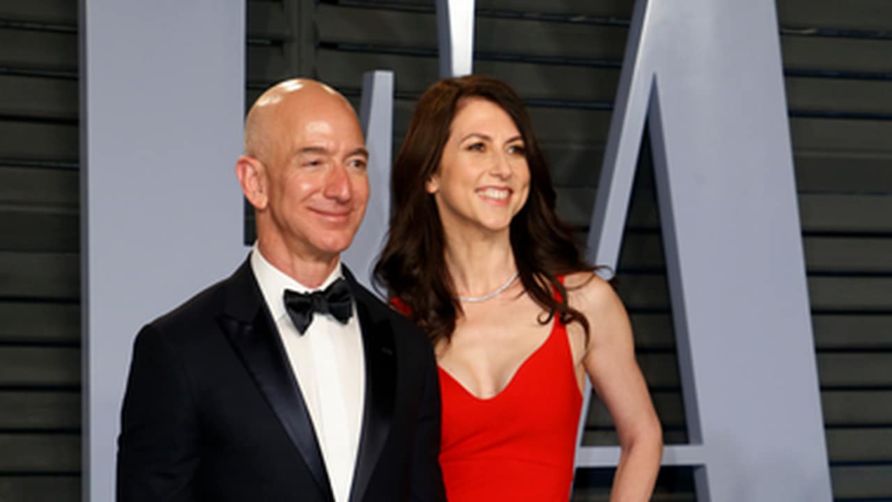 Amazon CEO Jeff Bezos, wife MacKenzie announce plan to divorce after 25 ...