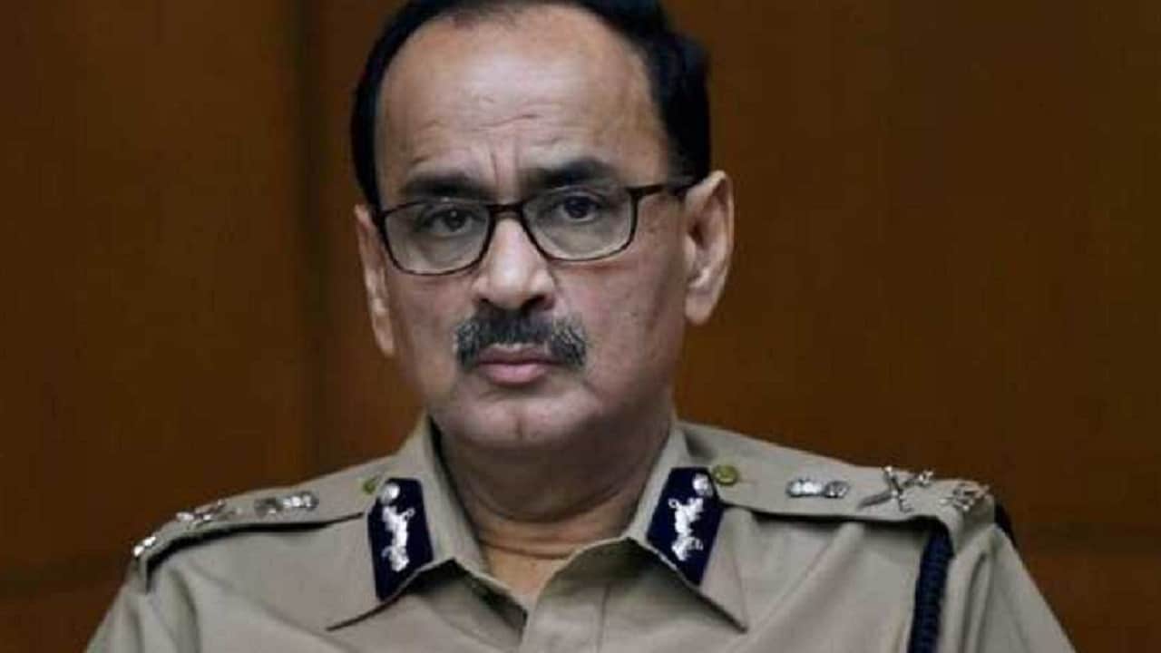Ousted CBI director Alok Verma may face departmental action for defying