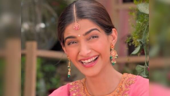 Watch: Ek Ladki Ko Dekha Toh Aisa Laga's Ishq Mitha is a quintessential wedding song