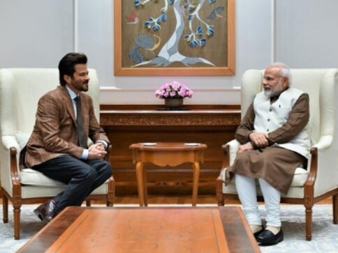 Anil Kapoor meets Narendra Modi in New Delhi, says PM's 'vision and charisma are infectious' Anil Kapoor meets Narendra Modi in New Delhi, says PM's 'vision and charisma are infectious'