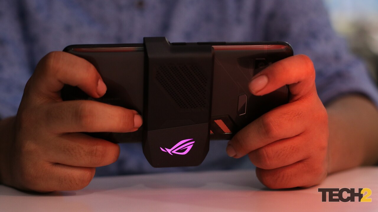 The ROG Phone feels grippy in the hand despite the glass back. Image: tech2/Shomik