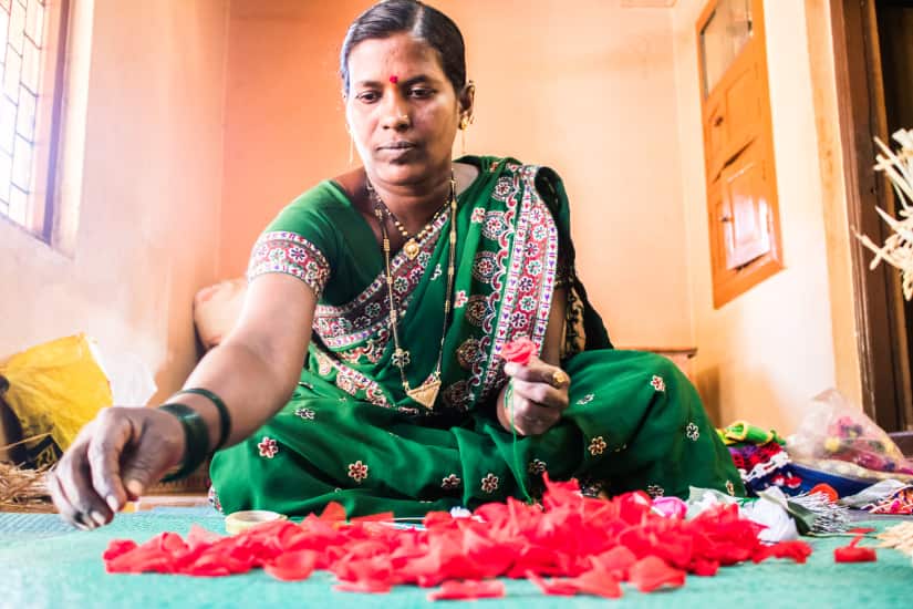 Four different sizes of petals are used to make one artificial flower. All photographs by the author