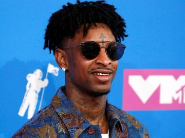 21 Savage faces deportation after being arrested by US immigration; rapper's attorneys claim he's been held unfairly 21 Savage faces deportation after being arrested by US immigration; rapper's attorneys claim he's been held unfairly