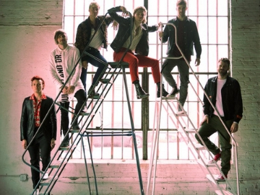 The Chainsmokers, 5 Seconds of Summer unveil new single Who Do You Love The Chainsmokers, 5 Seconds of Summer unveil new single Who Do You Love